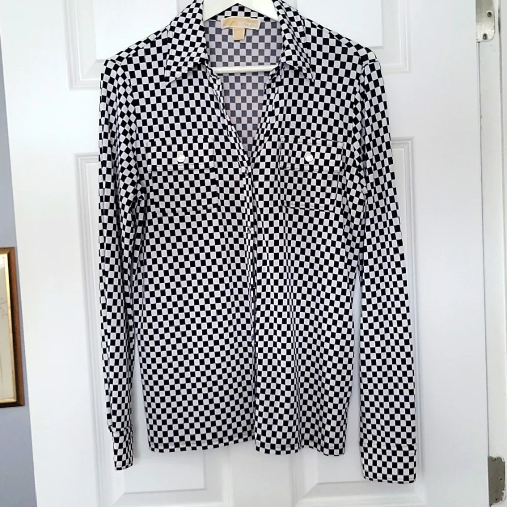 Black & White Checkered Button-Up Shirt - Women